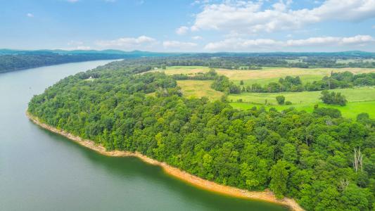 75 Fishing Creek, Nancy, Kentucky 42544, USA