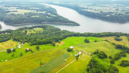 75 Fishing Creek, Nancy, Kentucky 42544