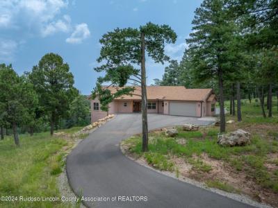 105 Lakeview Court, Ruidoso, New Mexico 88345