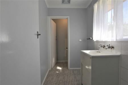 5 Yarraman Road, Noble Park, VIC 3174, Australia