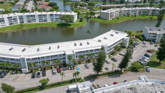 208 WELLINTON A, West Palm Beach, Florida 33417