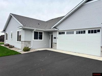 3112 Bassett Drive, Mankato, Minnesota 56001, USA