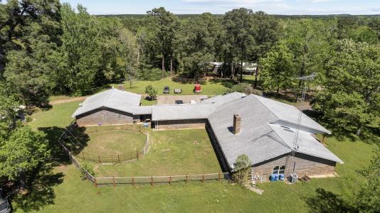 3955 US Highway 79 E, Henderson, Texas 75652