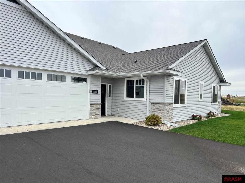 3116 Bassett Drive, Mankato, Minnesota 56001