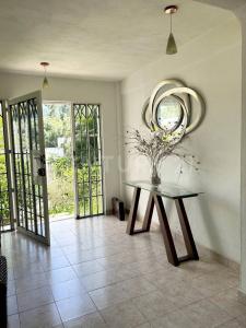 En colonia los Pinos Calle 21 de Marzo Lote 4 Manzana 11 21,, Chilpancingo De Los Bravo, Guerrero 39105, Mexico