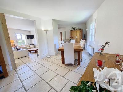 Senlis, Picardie 60300, France