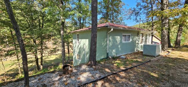 2143 County Road 465 Road, Clanton, Alabama 35046, USA