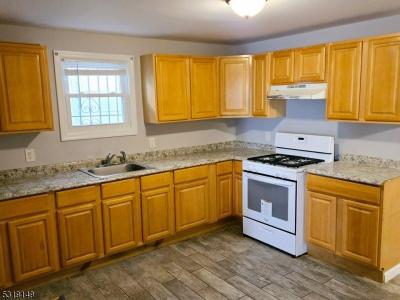 165 Central Pl  1st Floor, City Of Orange Twp., New Jersey 07050-3867, États-Unis