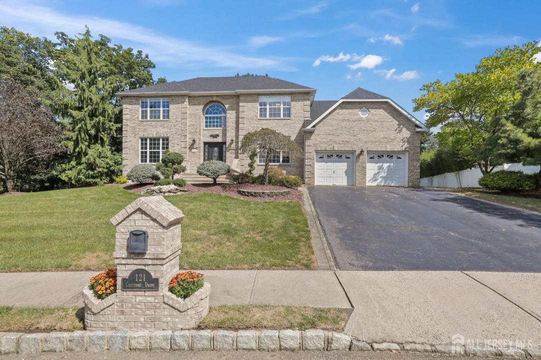 121 Cheyenne Drive, Marlboro, New Jersey 07751, Stati Uniti