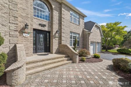 121 Cheyenne Drive, Marlboro, New Jersey 07751, Stati Uniti