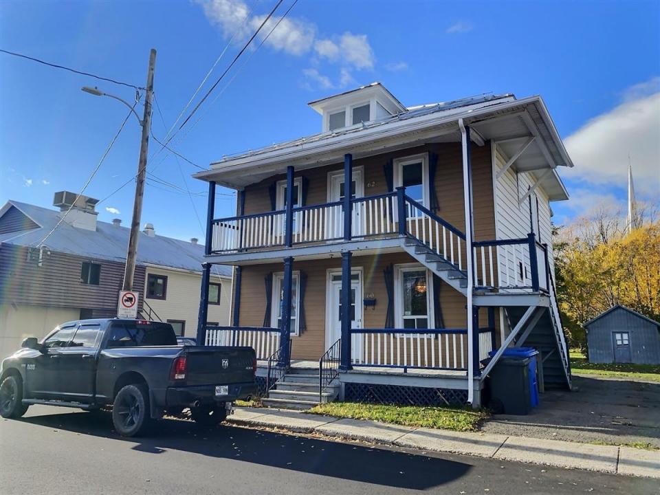 60Z-62Z Rue de l'Hôtel-de-Ville, Rivière-du-Loup, Québec G5R 1L5, Canada