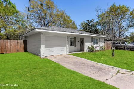 502 Amar, Waveland, Mississippi 39576, États-Unis