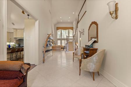 4 Gleneagles Court, Dearborn, Michigan 48120, USA