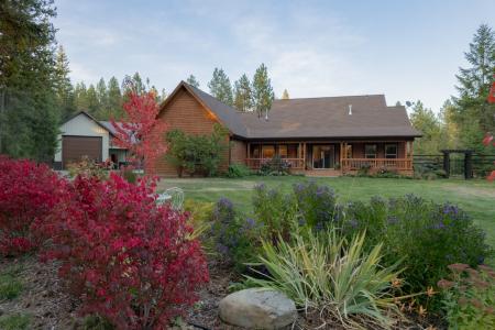 110 Sheri Dr, Moyie Springs, Idaho 83845, USA
