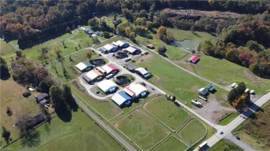 96 Trotter Dr., New Cumberland, West Virginia 26047, USA