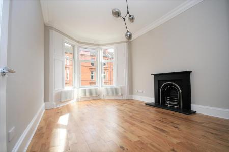 Queen Margaret Drive, GLASGOW, United Kingdom