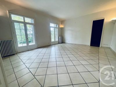 Villeneuve Les Avignon, Languedoc-Roussillon 30400, France