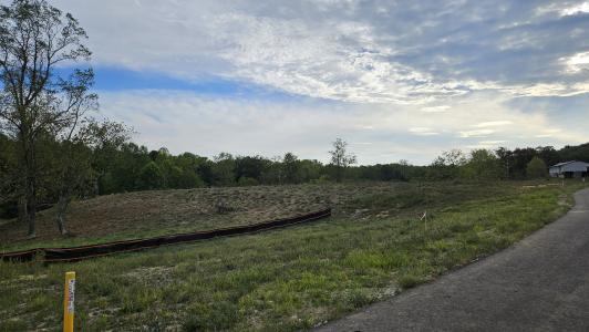 5 Aberdeen Drive, Ona, West Virginia 25545, USA