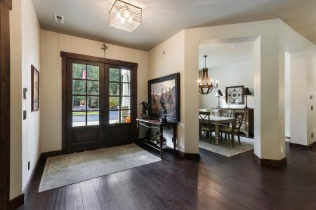 399 Forest Knolls Drive, Sandpoint, Idaho 83864, HOA KỲ