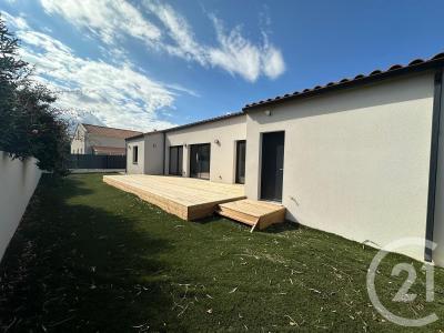 Palau Del Vidre, Languedoc-Roussillon 66690, France