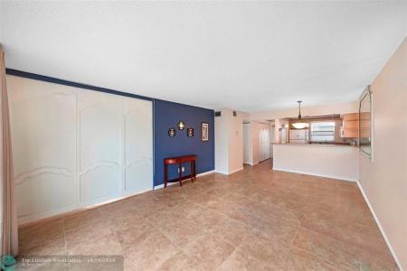 7500 NW 30th Pl 402, Sunrise, Flórida 33313, Estados Unidos