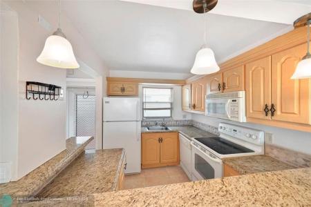 7500 NW 30th Pl 402, Sunrise, Flórida 33313, Estados Unidos
