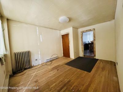 116 Dunmore Street, Throop, Pennsylvania 18512, USA
