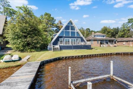 501 W Lakeshore Drive, Carriere, Mississippi 39426, Estados Unidos