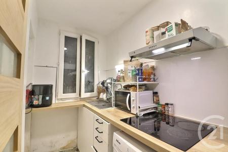 Clichy, Île-de-France 92110, France