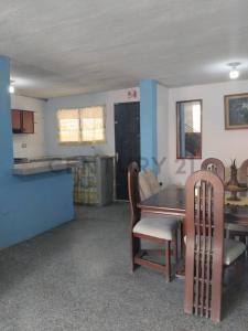 calle 6-4 casa #1, Cagua, Aragua 2122, ベネズエラ