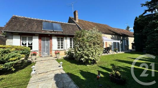 Malay Le Grand, Bourgogne 89100, France