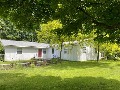 78 Wiley Road, Douglas, Michigan 49406, USA
