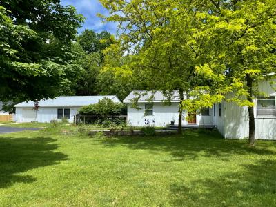 78 Wiley Road, Douglas, Michigan 49406, USA