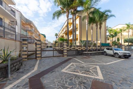 Via Spiaggia, Mascali, Sicilia 95016, İtalya