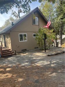 6070 Manzanita Court, Angelus Oaks, Kaliforniya 92305, Amerika Birleşik Devletleri