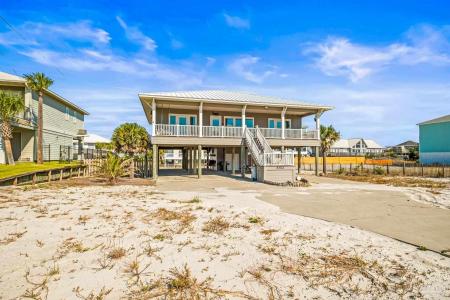 8162 Gulf Blvd, Navarre Beach, Florida 32566, USA