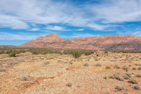 2300 S 1740 E, Apple Valley, Utah 84737, Estados Unidos