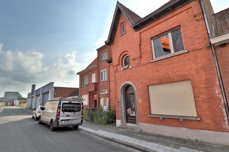 Vlasgaardstraat 20/24, Izegem, Bélgica