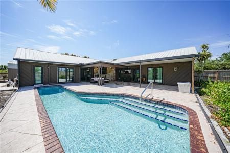 12325 Mitchell Terrace, Port Charlotte, Flórida 33981, Estados Unidos