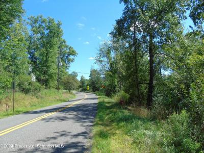 137 Ackerly Road, Glenburn, Pennsylvania 18411