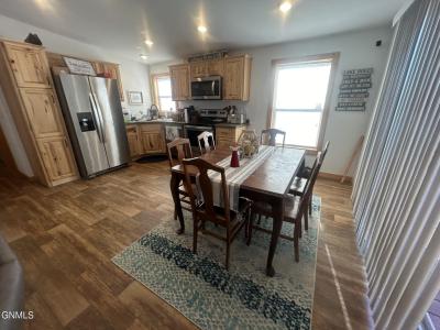 5475 Relaxation Avenue, Glen Ullin, ノースダコタ 58631, アメリカ合衆国