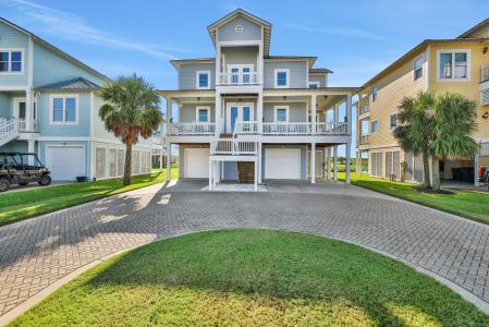26735 Bay Water Drive, Galveston, Texas 77554, USA
