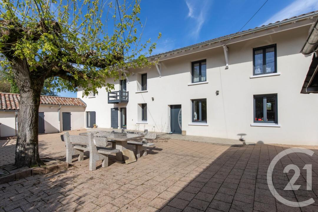Savigneux, Rhône-Alpes 01480, צרפת 