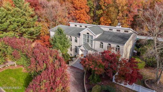 6 Evan Drive, Morganville, New Jersey 07751