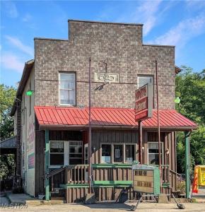 1241 Greenville Road, Cortland, Ohio 44410, USA