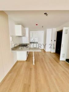 JUAN ENRIQUE VALLADARES , Lima, Lima 00001, Peru