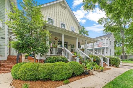 10 B Oakhurst Avenue, Greenville, דרום קרוליינה 29609, ארצות הברית של אמריקה