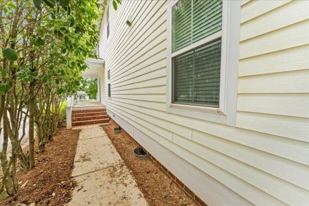 10 B Oakhurst Avenue, Greenville, דרום קרוליינה 29609, ארצות הברית של אמריקה