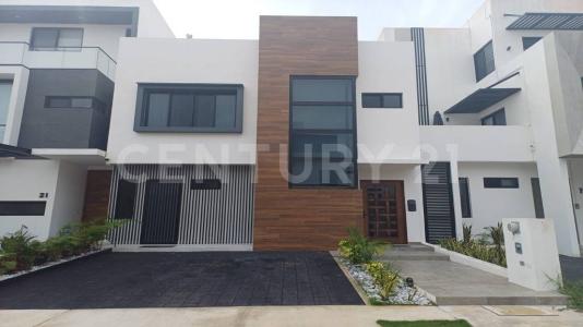 Rio Danubio, manzana 19. Rio residencial, sm 331 CP 77560 ,, Cancún/Benito Juárez, Quintana Roo 77560, Mexico