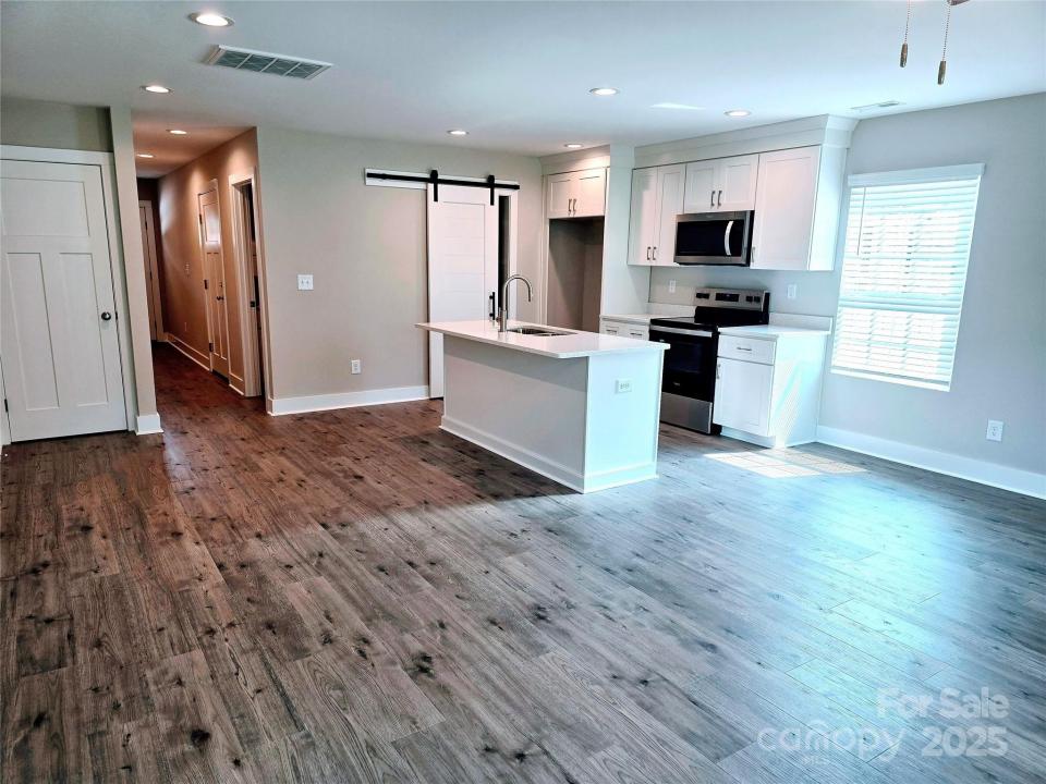 2014 Crown Point Drive unit: 2008-B 2008-B, Albemarle, Caroline Du Nord 28001, États-Unis